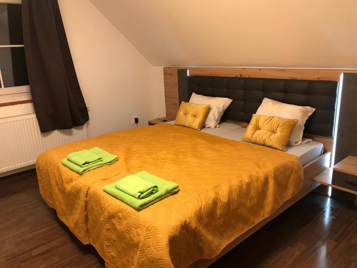 Bohemica Apartman 4 Kouřim Buitenkant foto