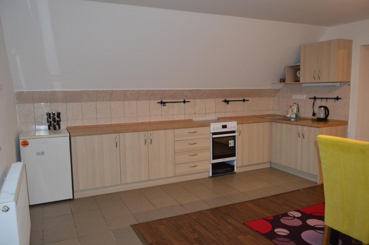 Bohemica Apartman 4 Kouřim Buitenkant foto