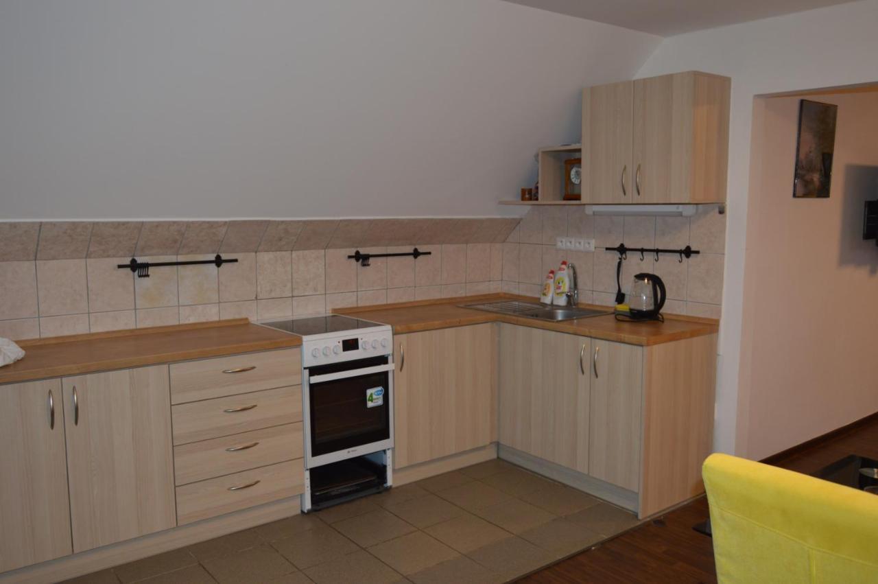 Bohemica Apartman 4 Kouřim Buitenkant foto